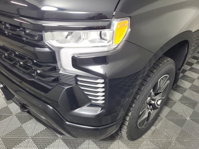 2024 Chevrolet Silverado 1500 RST photo 4