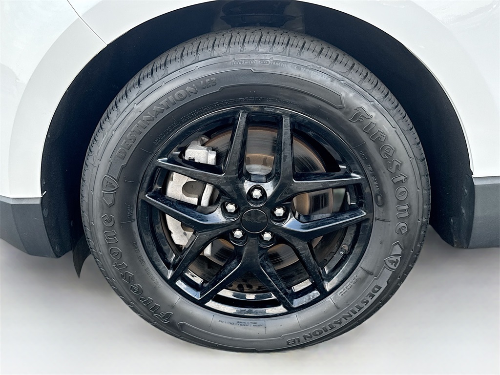 2022 Ford Edge SEL photo 31