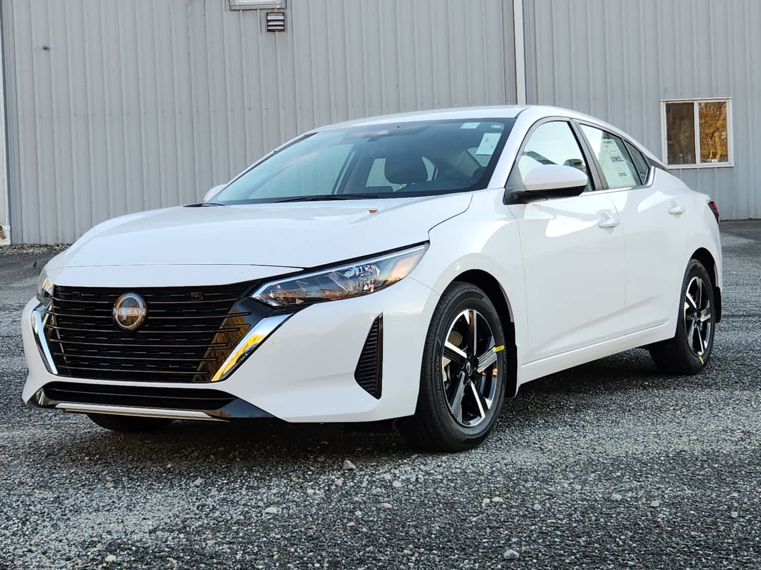 2025 Nissan Sentra SV's photo