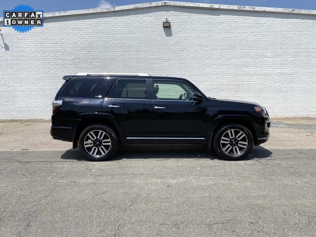 2022 Toyota 4Runner Limited's photo