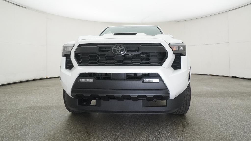 2025 Toyota Tacoma TRD Sport Double Cab photo 3