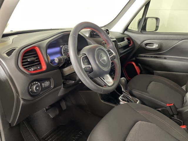 2023 Jeep Renegade Trailhawk photo 21