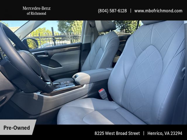 2025 Toyota Highlander Hybrid Platinum photo 4