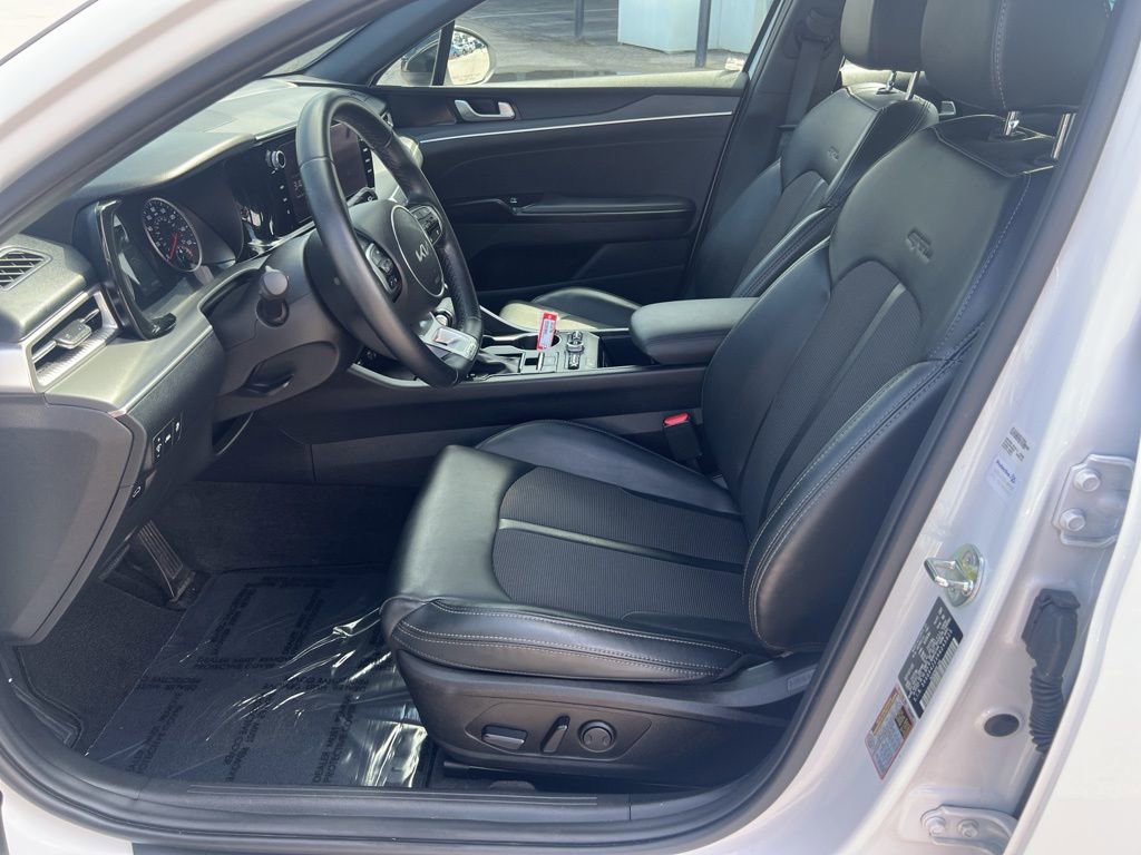 2024 Kia K5 GT-Line photo 9
