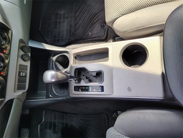 2015 Toyota Tacoma Base photo 23