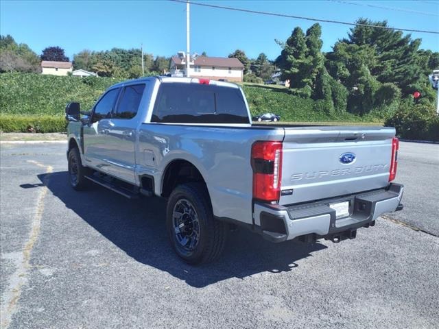 2024 Ford F-250 Lariat photo 3