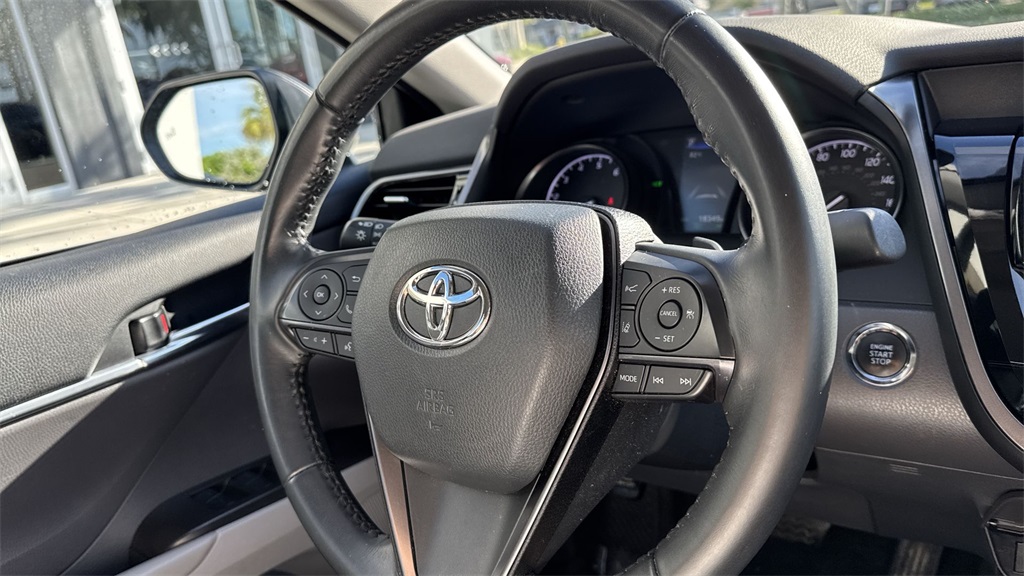 2023 Toyota Camry SE photo 52