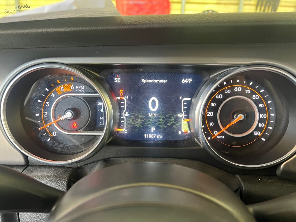 2023 Jeep Gladiator Willys photo 14