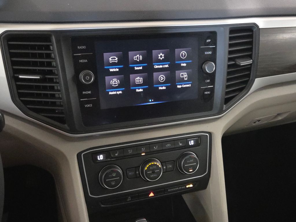 2021 Volkswagen Atlas SE photo 22