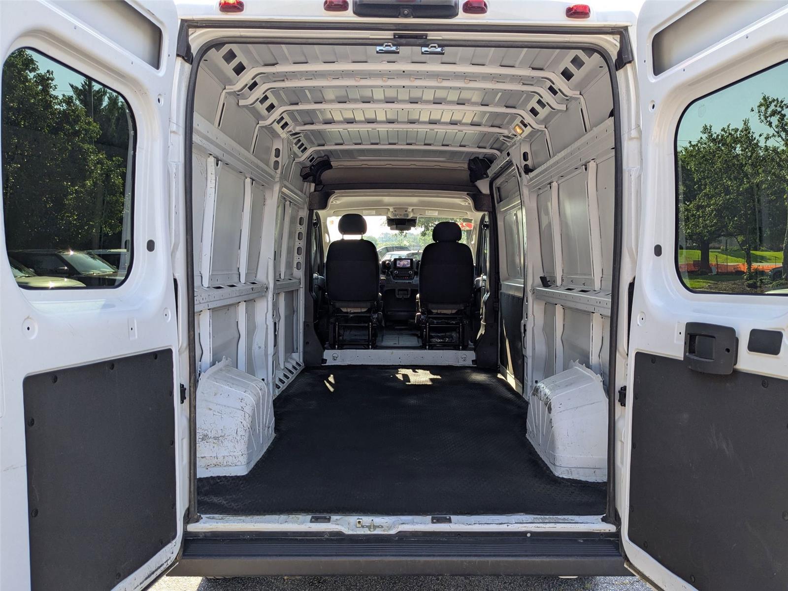 2023 Ram 2500 photo 24