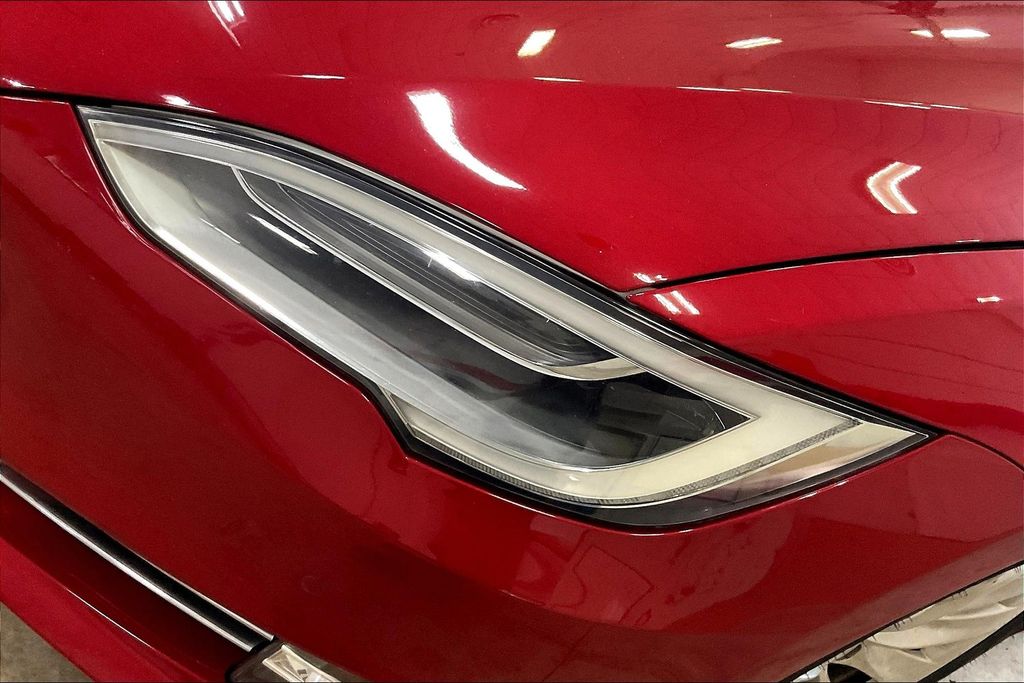 2016 Tesla Model S 75D photo 25