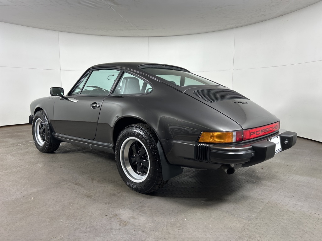 1981 Porsche 911 photo 2