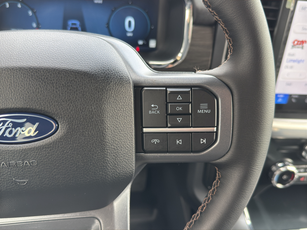2025 Ford F-150 Lariat photo 12