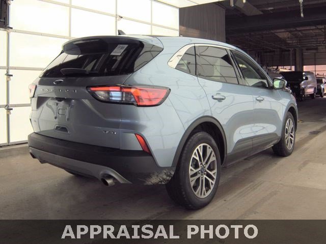2022 Ford Escape SEL photo 3