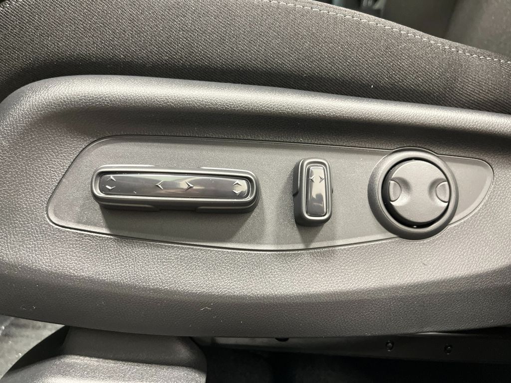 2026 Honda CR-V EX photo 13