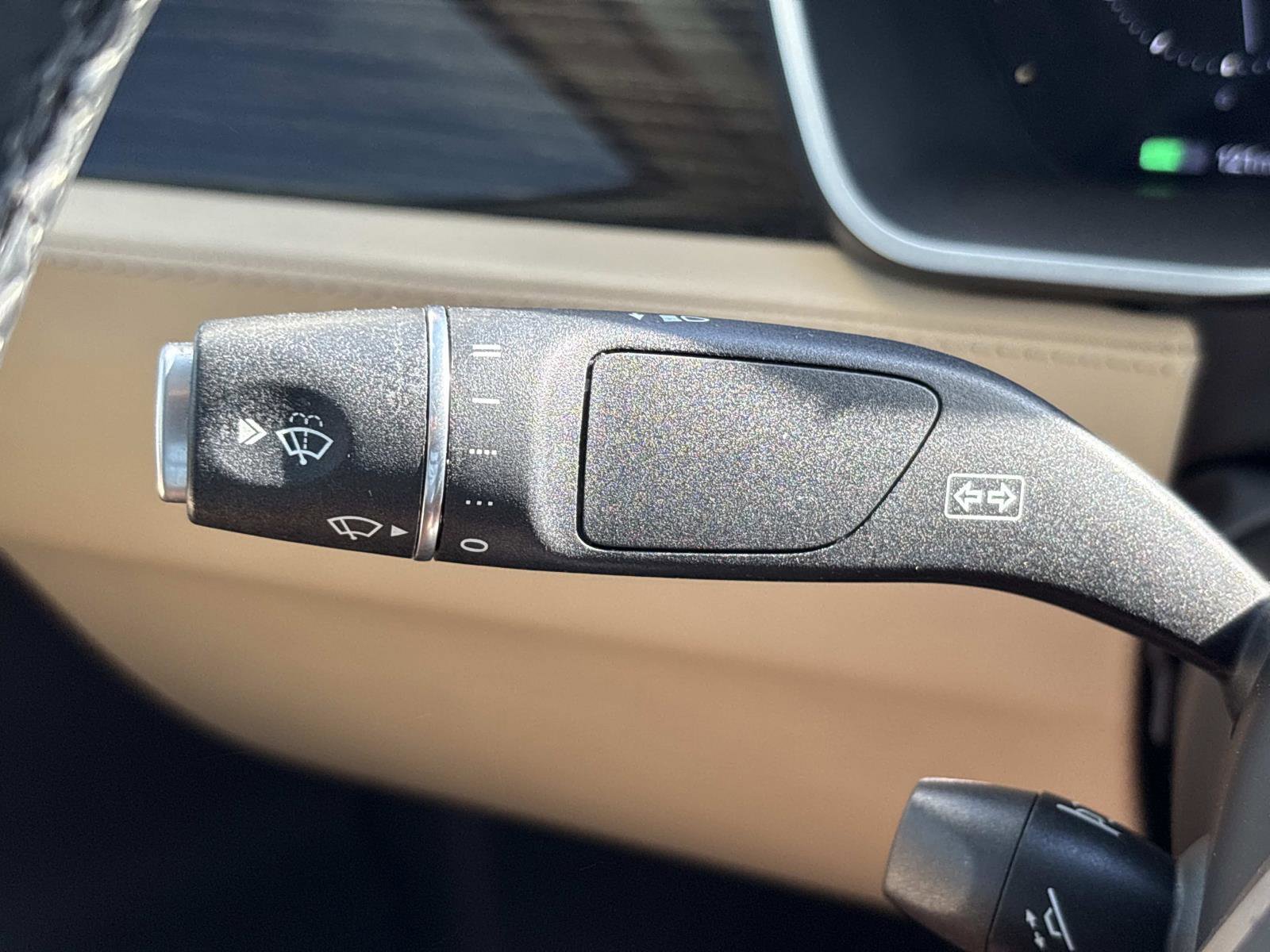 2016 Tesla Model X 90D photo 29