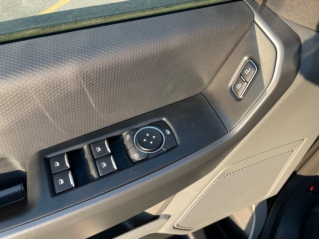 2025 Ford F-150 Lightning photo 19