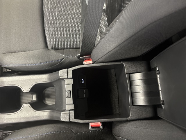 2026 Toyota Corolla Cross XLE XSE photo 21