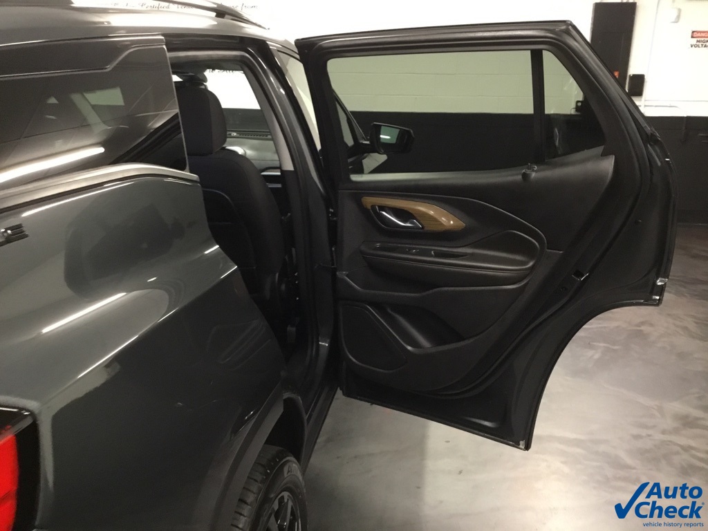 2021 Gmc Terrain SLE photo 28