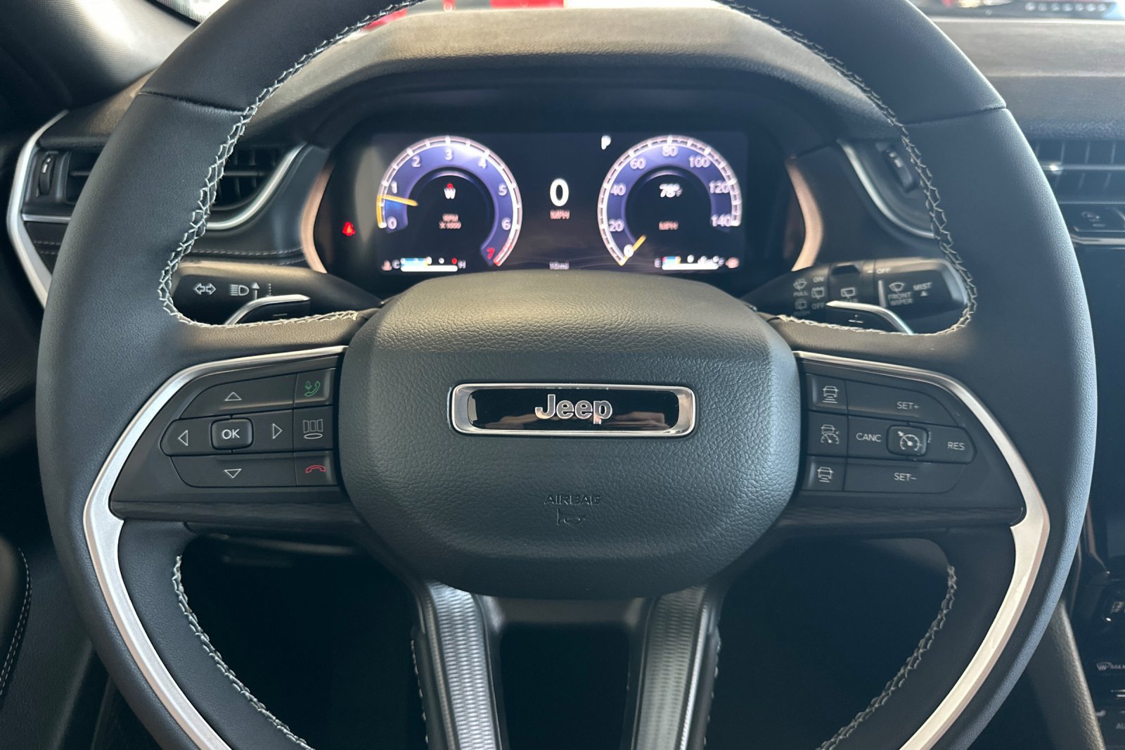 2025 Jeep Grand Cherokee Altitude X photo 23