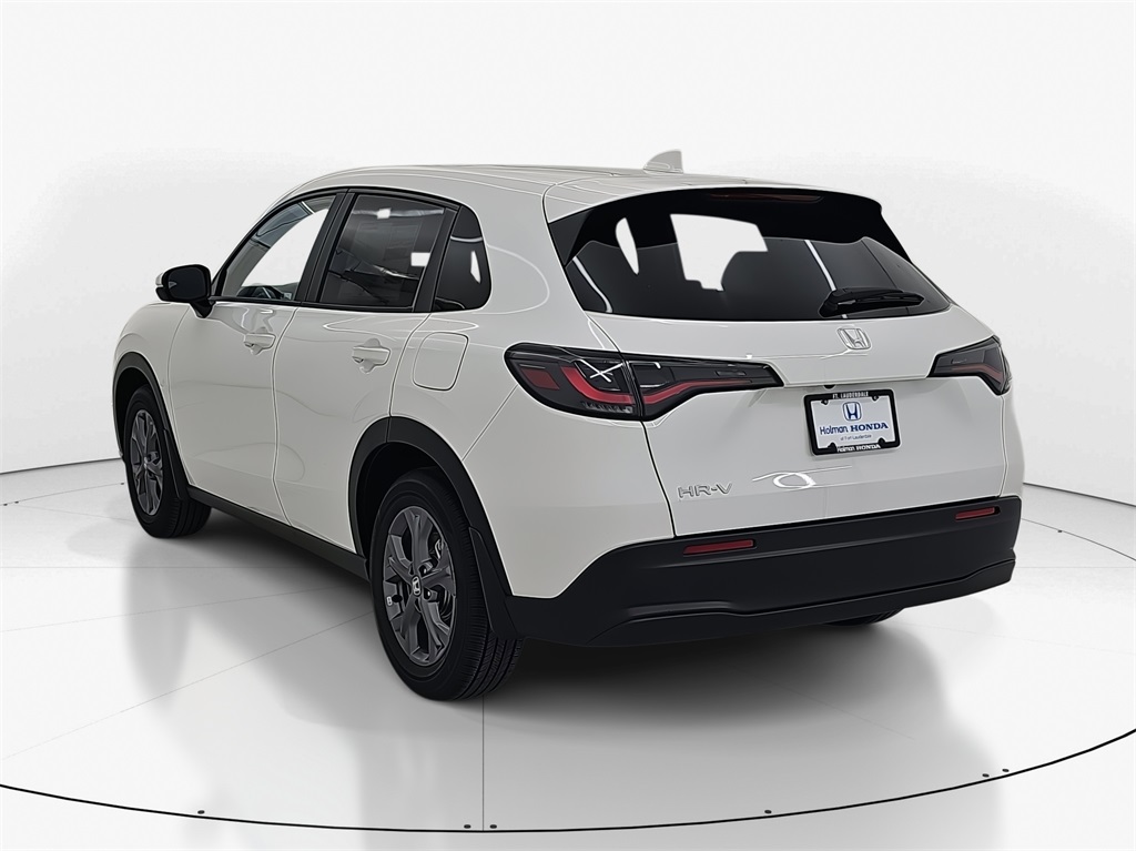 2026 Honda HR-V LX photo 8