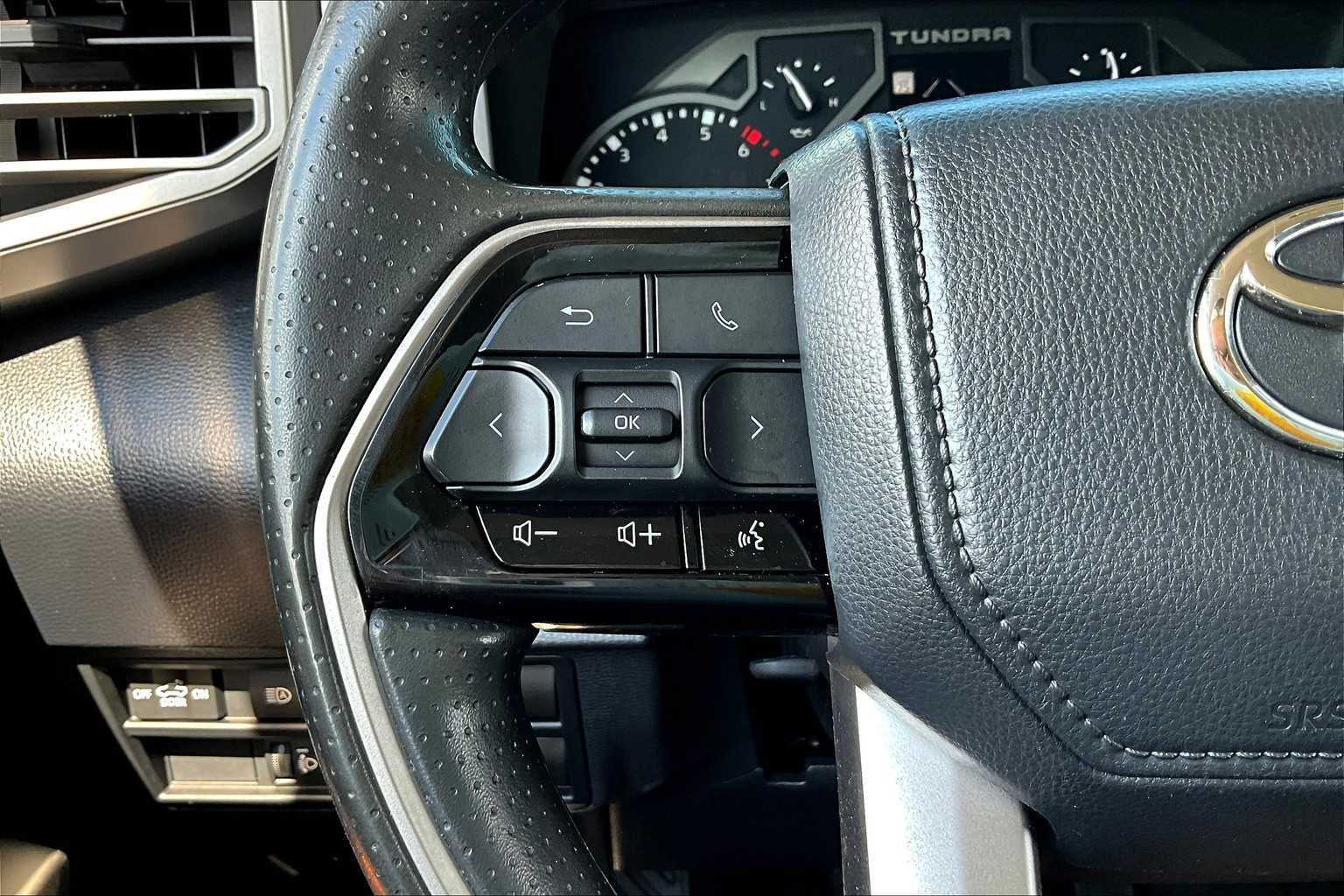 2022 Toyota Tundra SR5 photo 22