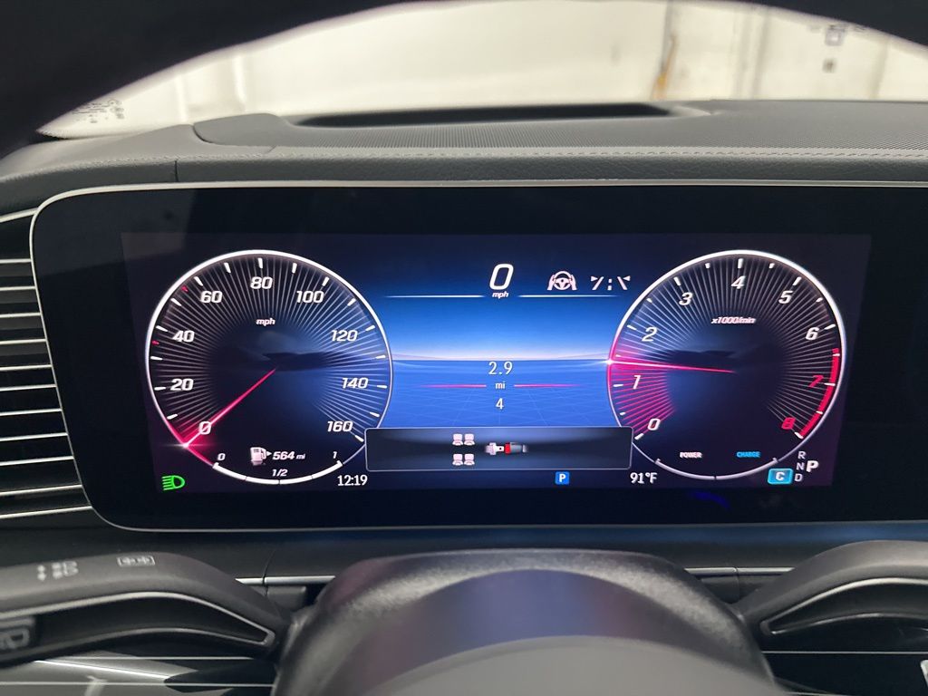 2026 Mercedes Benz GLS 450 4MATIC photo 11