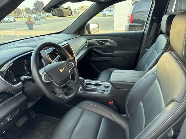 2023 Chevrolet Traverse Leather photo 9