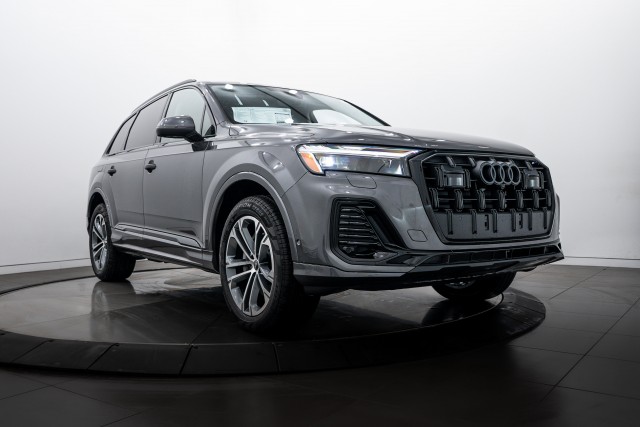 2026 Audi Q7 Premium Plus's photo