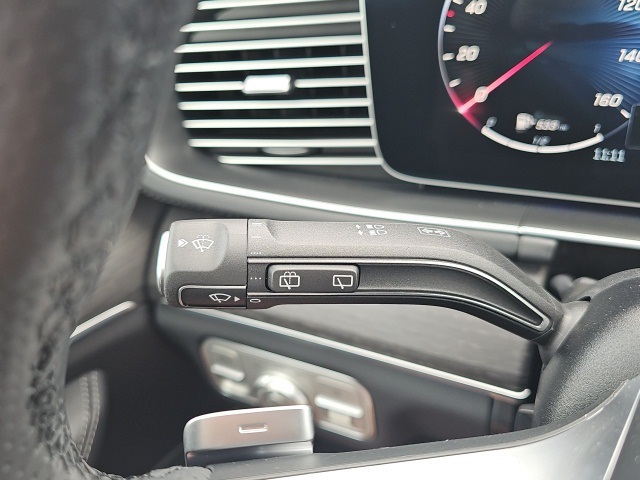 2026 Mercedes Benz GLS 450 4MATIC photo 27