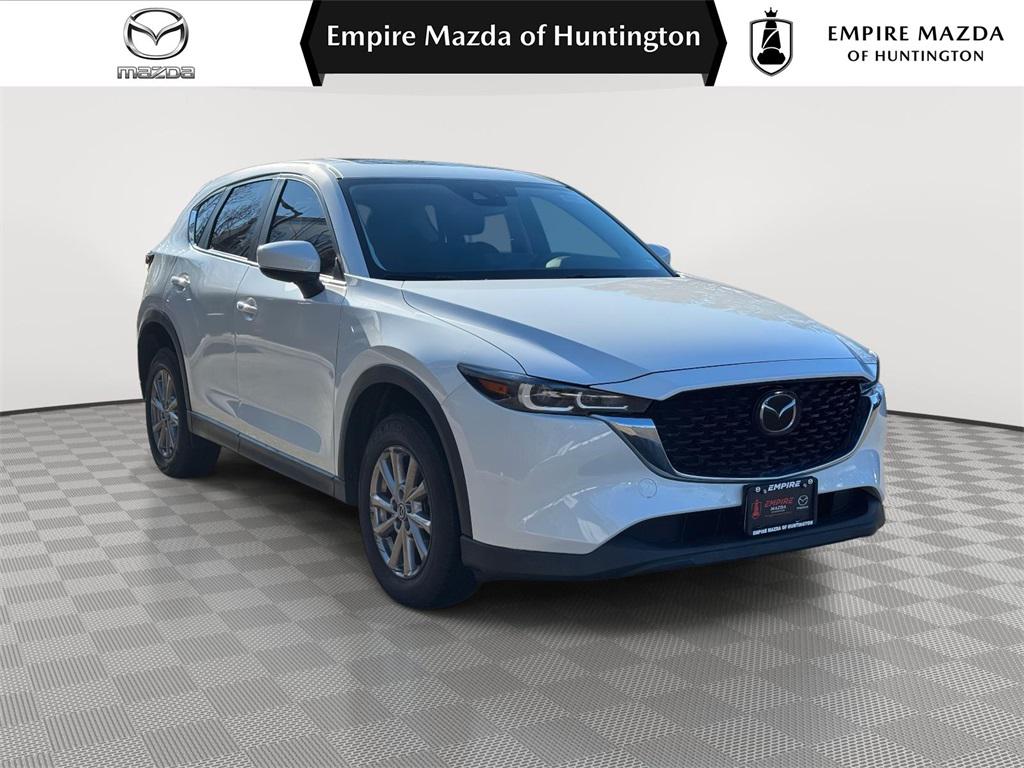 2023 Mazda CX-5 S Preferred package