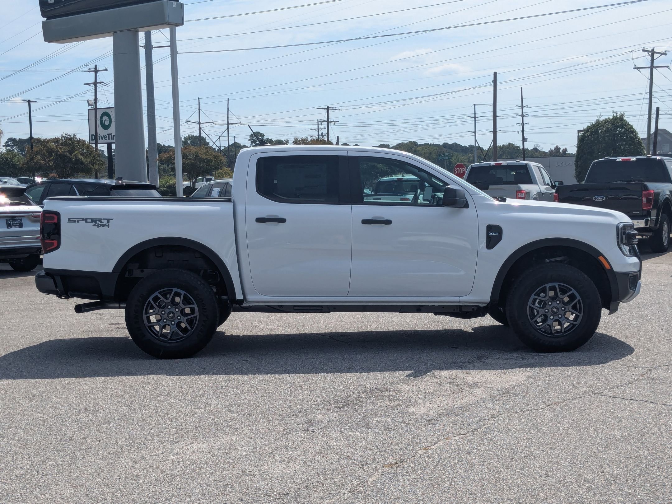 2025 Ford Ranger XLT photo 3