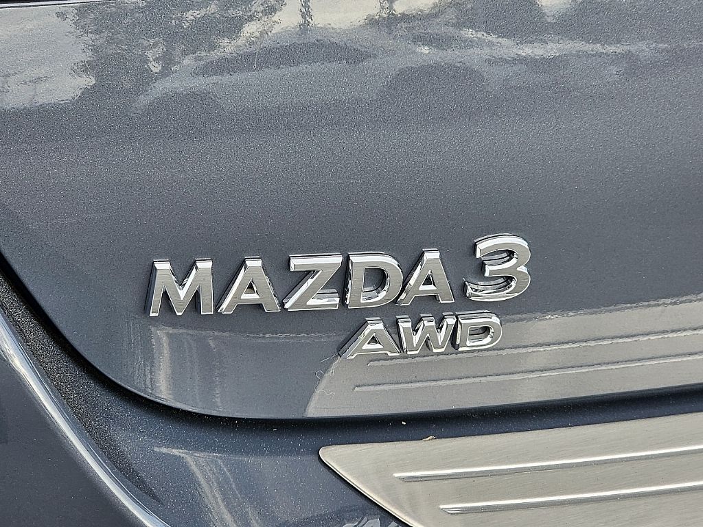2025 Mazda Mazda3 2.5 s Carbon photo 10
