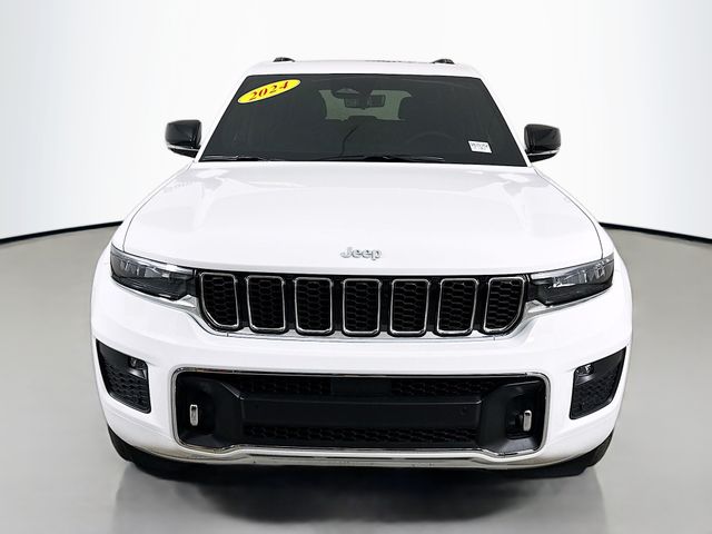 2024 Jeep Grand Cherokee Overland photo 2