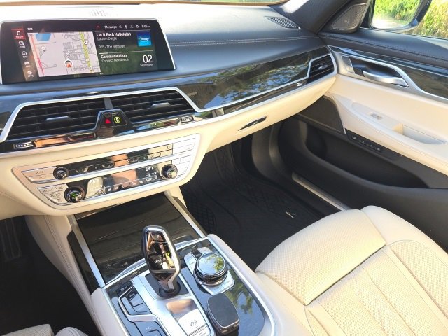2022 Bmw 750Li photo 11