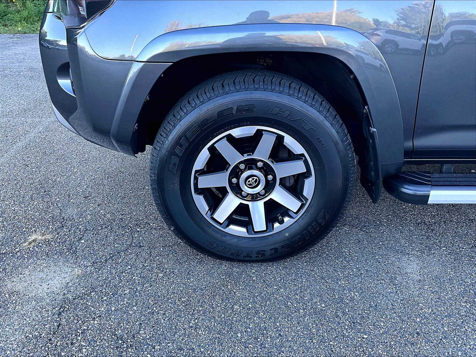 2021 Toyota 4Runner TRD photo 4