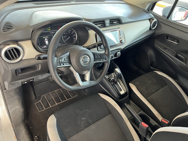 2021 Nissan Versa 1.6 SV photo 4