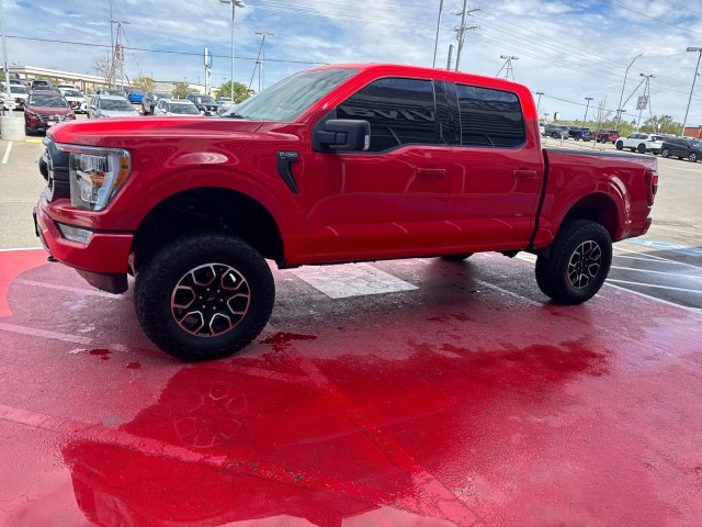Used 2021 Race Red Ford XLT image 17