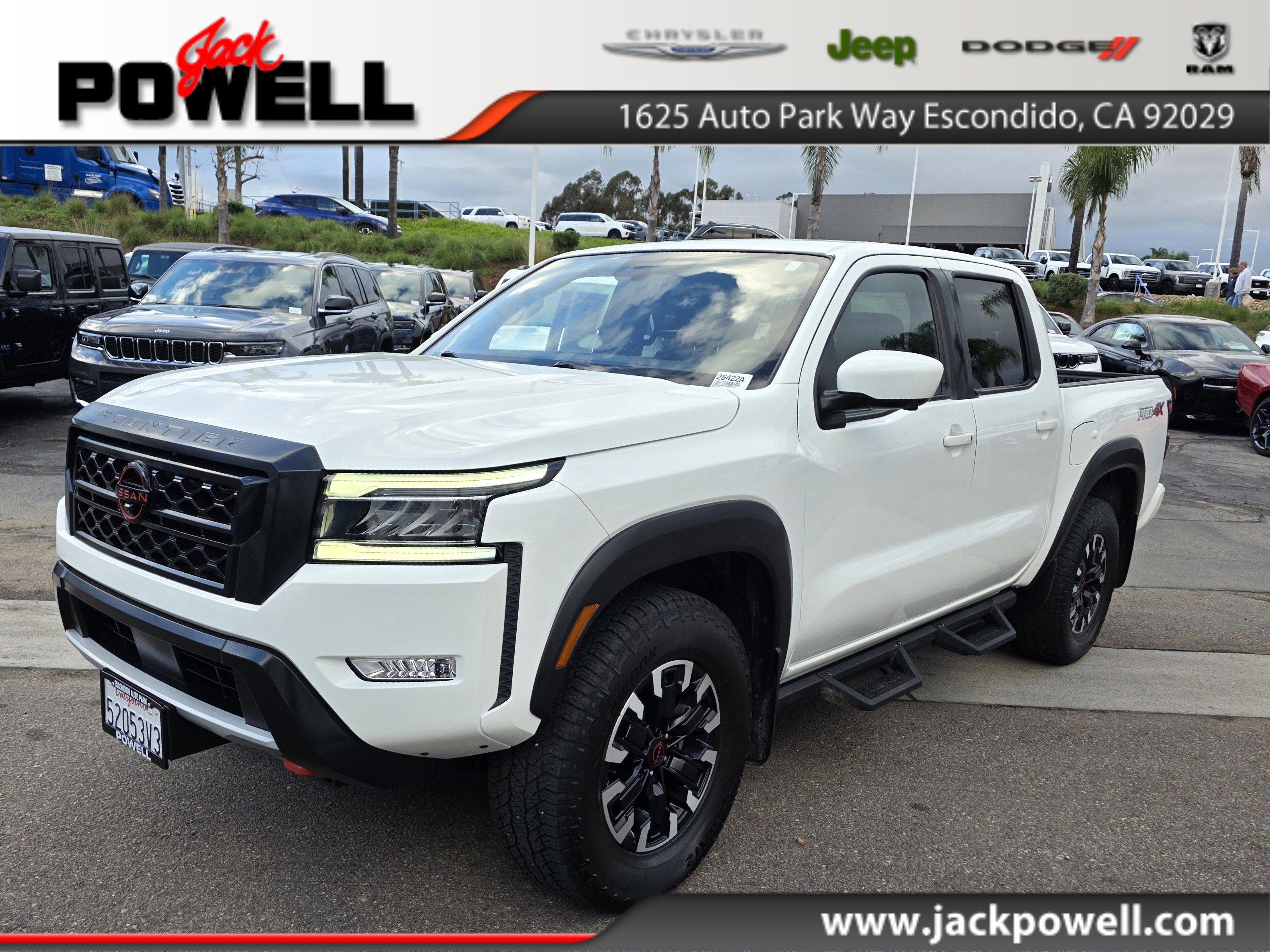 2023 Nissan Frontier PRO-4X's photo