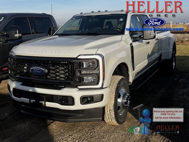 2026 Ford F-350 Super Duty XL's photo