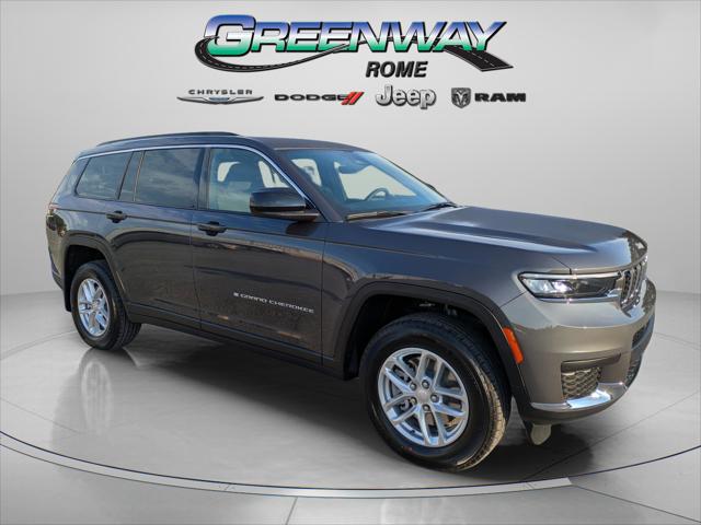 2025 Jeep Grand Cherokee L Laredo's photo