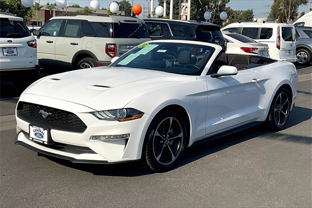 2022 Ford Mustang EcoBoost Convertible photo 2
