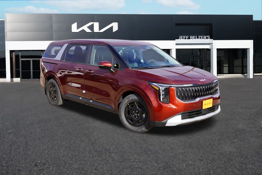 2026 Kia Carnival LXS's photo