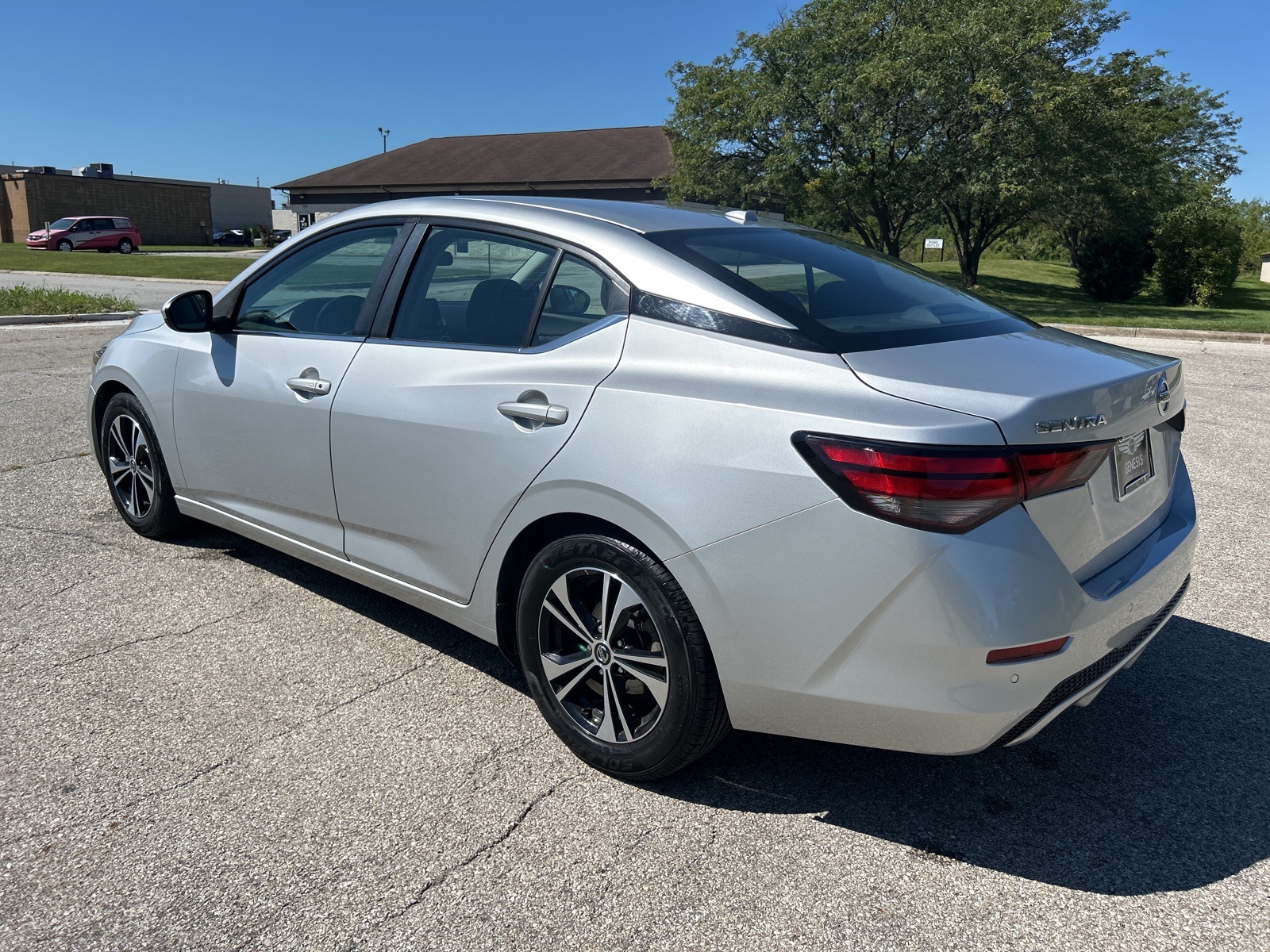 2021 Nissan Sentra SV photo 10