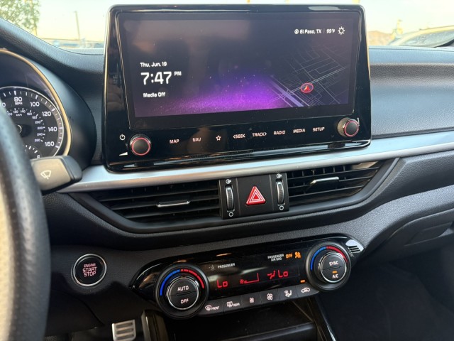 Used 2024  Kia GT-Line image 29