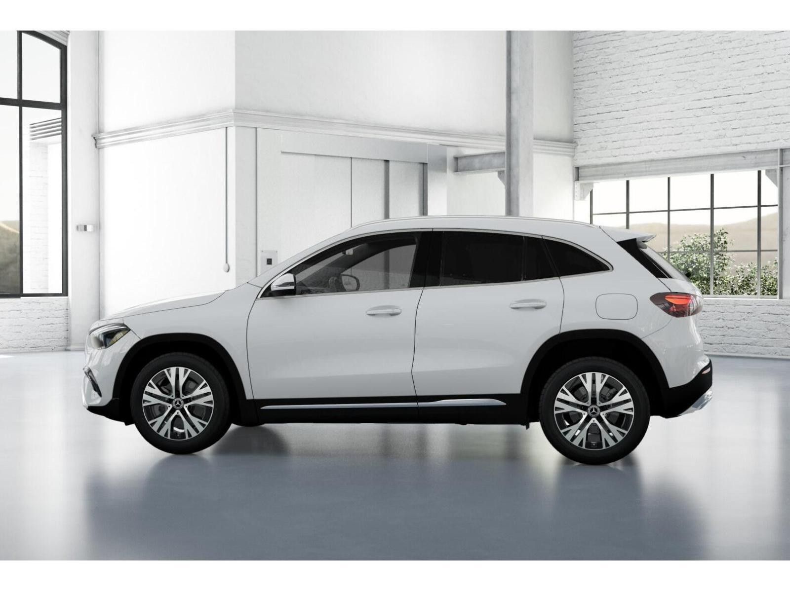 2026 Mercedes Benz GLA 250 photo 32
