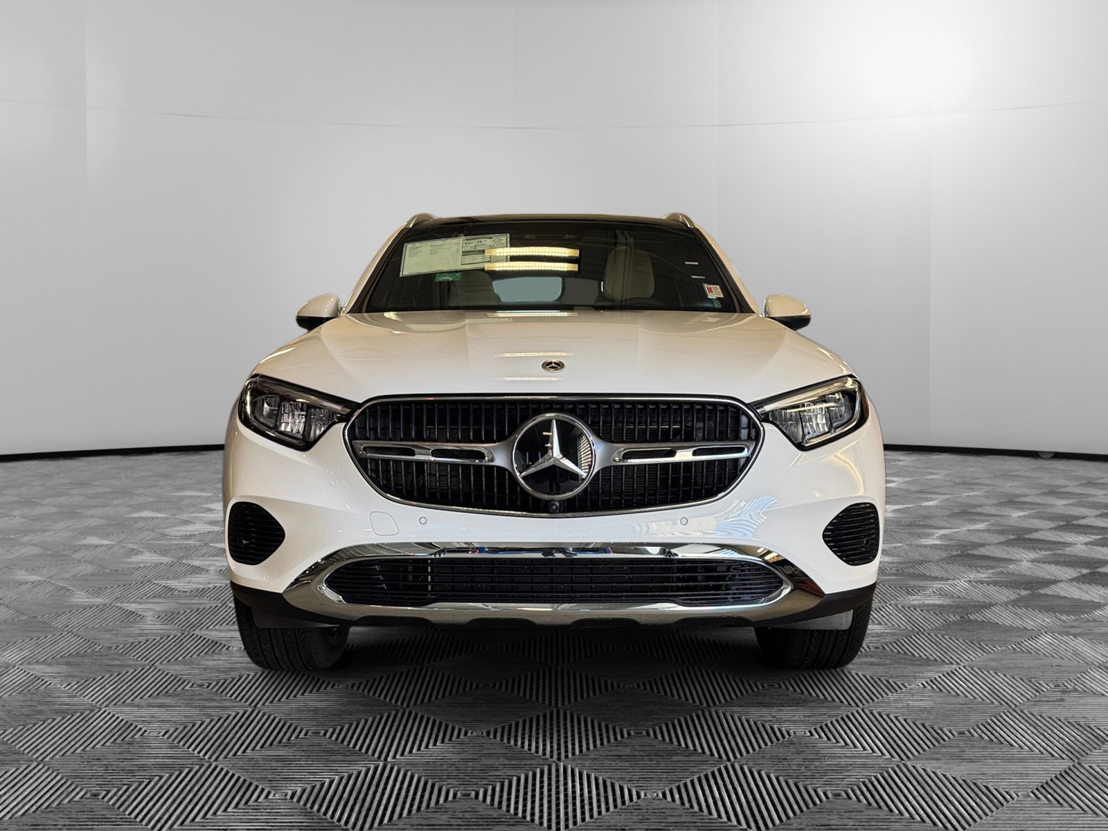2025 Mercedes Benz GLC 350e 4MATIC photo 8