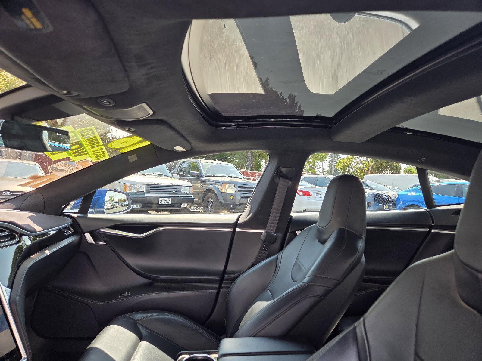 2016 Tesla Model S 70D photo 2