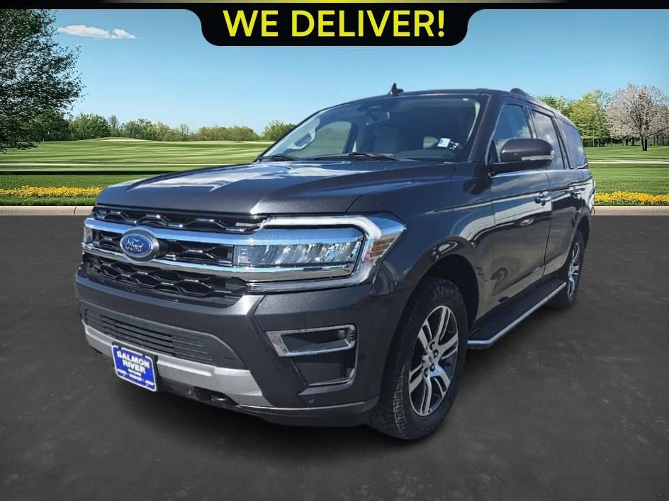 2023 Ford Expedition Limited's photo