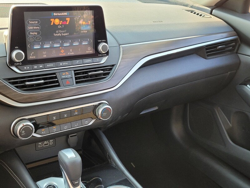 2023 Nissan Altima 2.5 SV photo 23